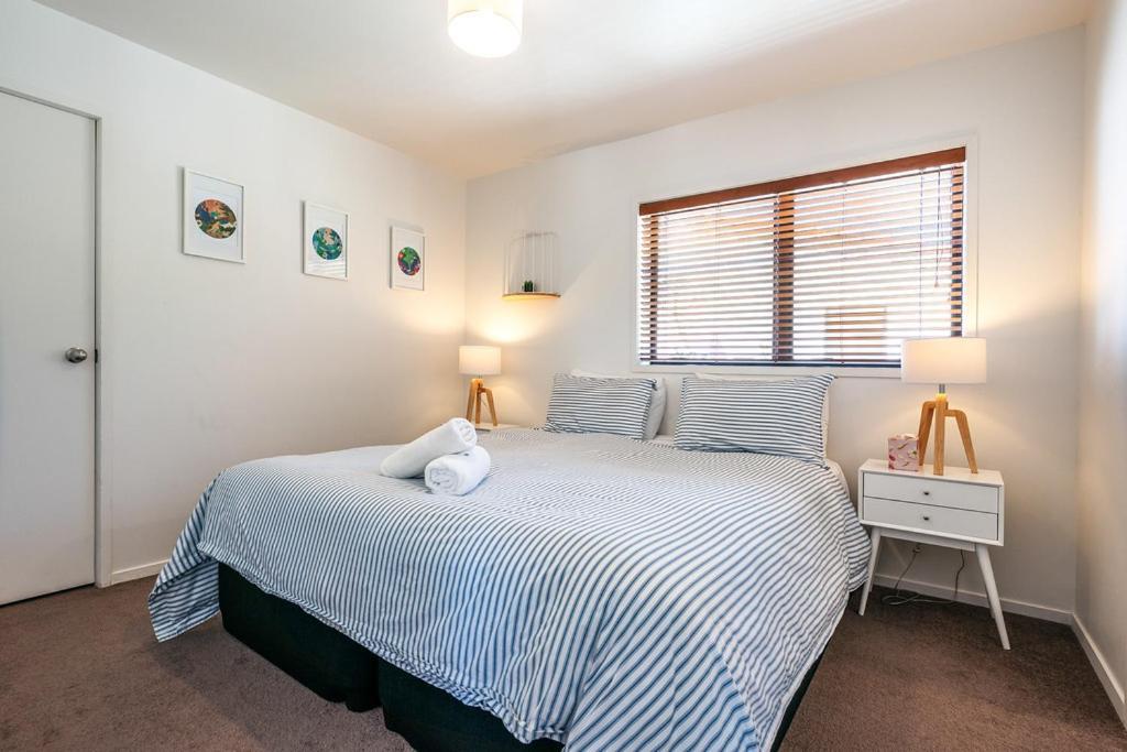 Onetangi Beach Apartments Eksteriør billede