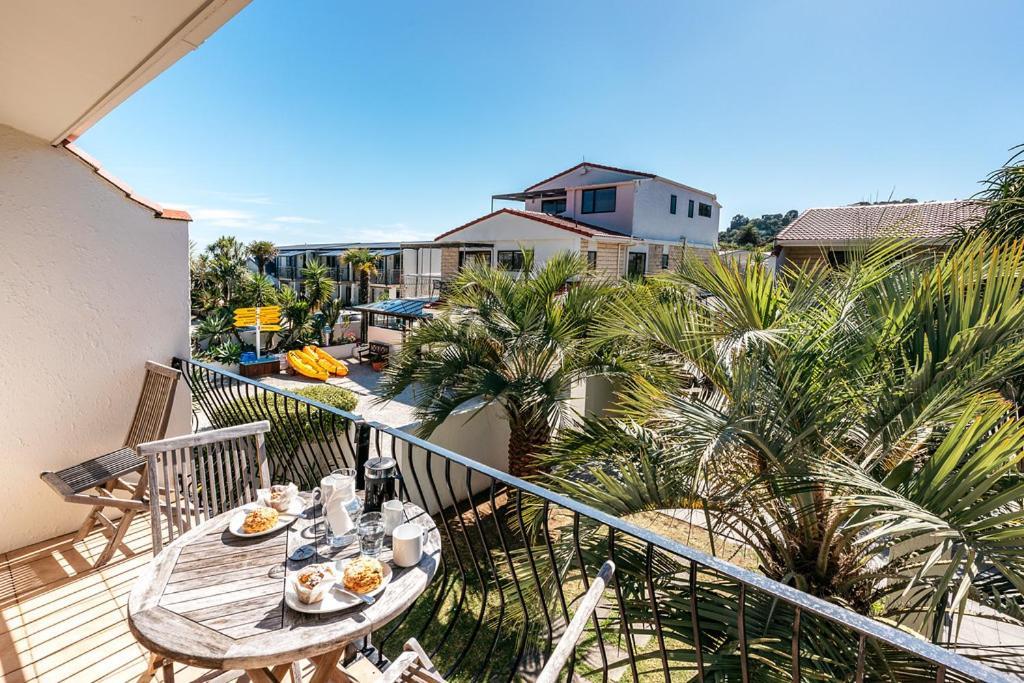 Onetangi Beach Apartments Eksteriør billede