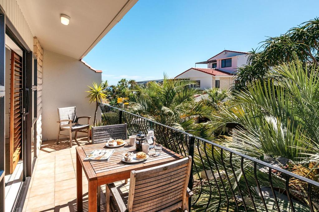 Onetangi Beach Apartments Eksteriør billede
