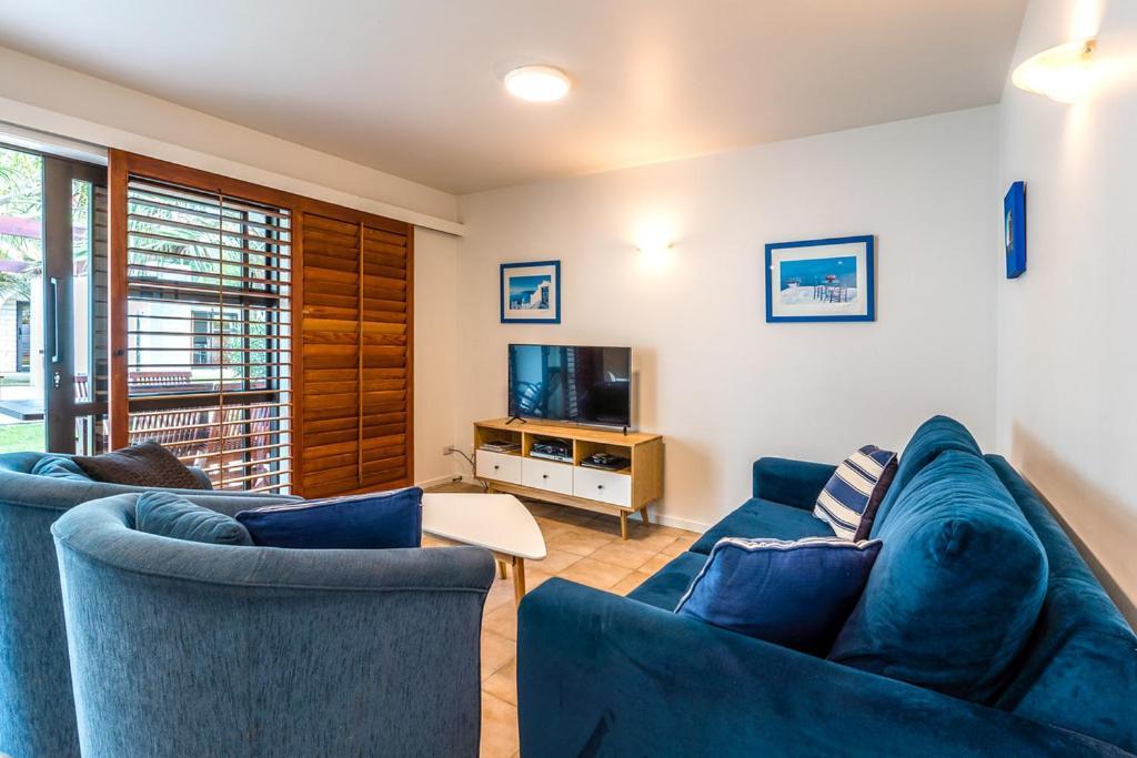 Onetangi Beach Apartments Eksteriør billede