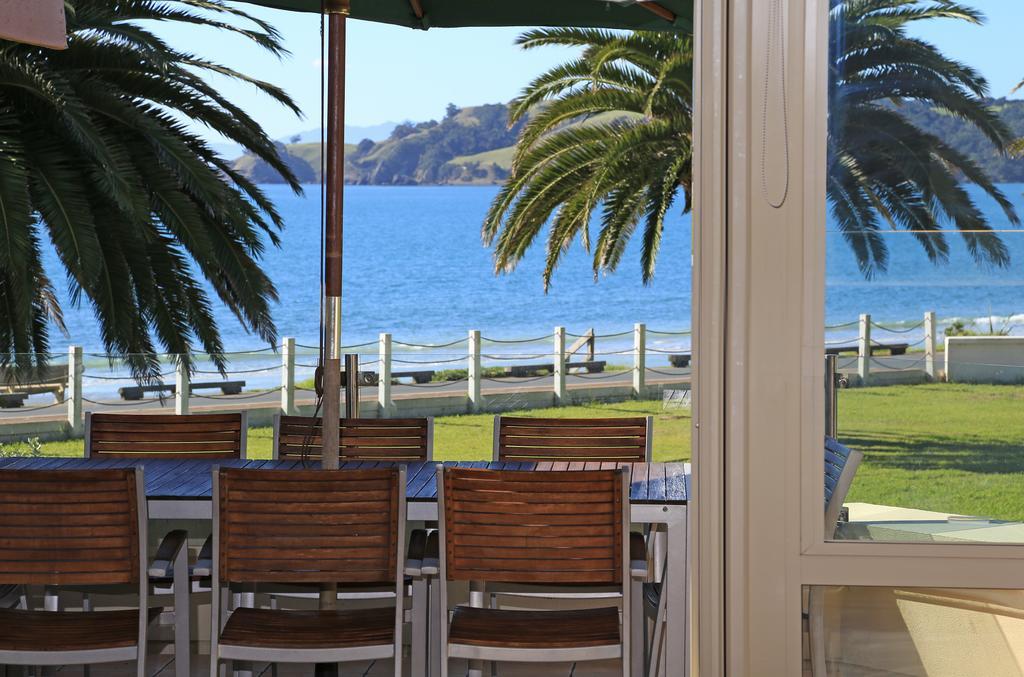 Onetangi Beach Apartments Eksteriør billede