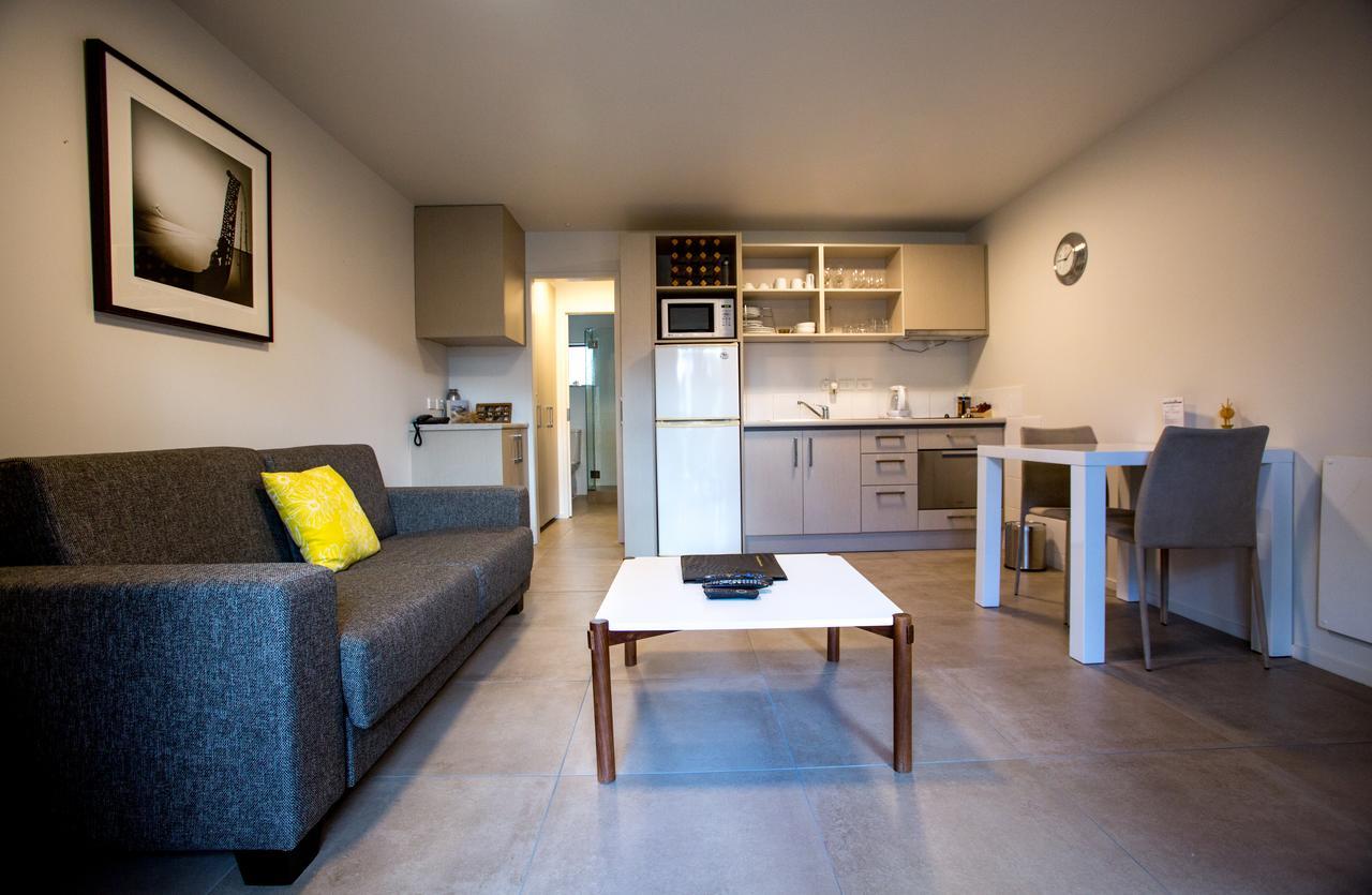 Onetangi Beach Apartments Eksteriør billede